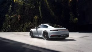 6 Amazing Features of the 2021 Porsche 911