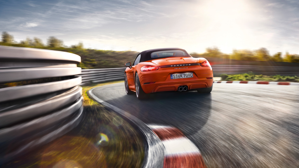 Four Things to Know When Leasing a Porsche